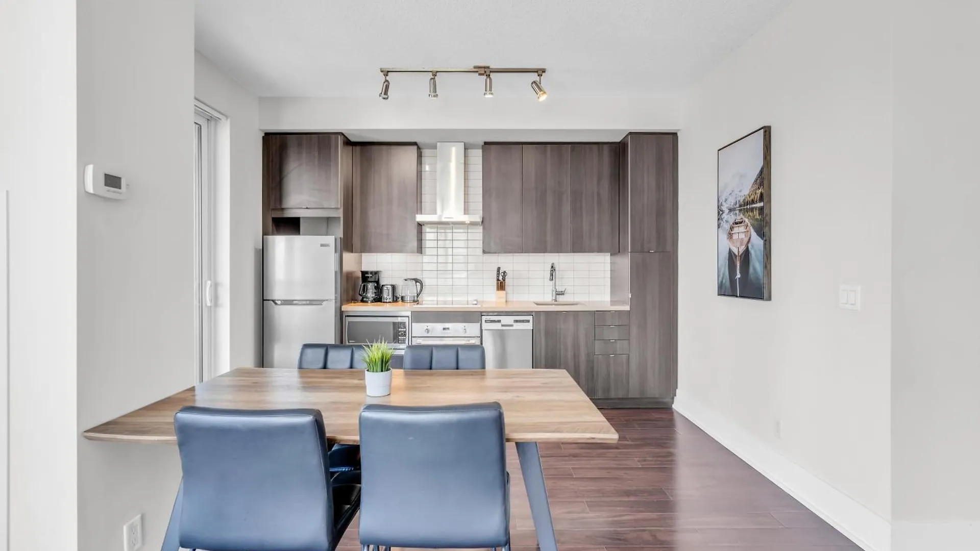 Appartement Modern Downtown Suites Toronto